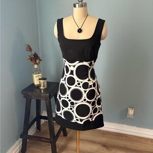 AB Studio Black & White Sleeveless Circle-Print Midi Dress